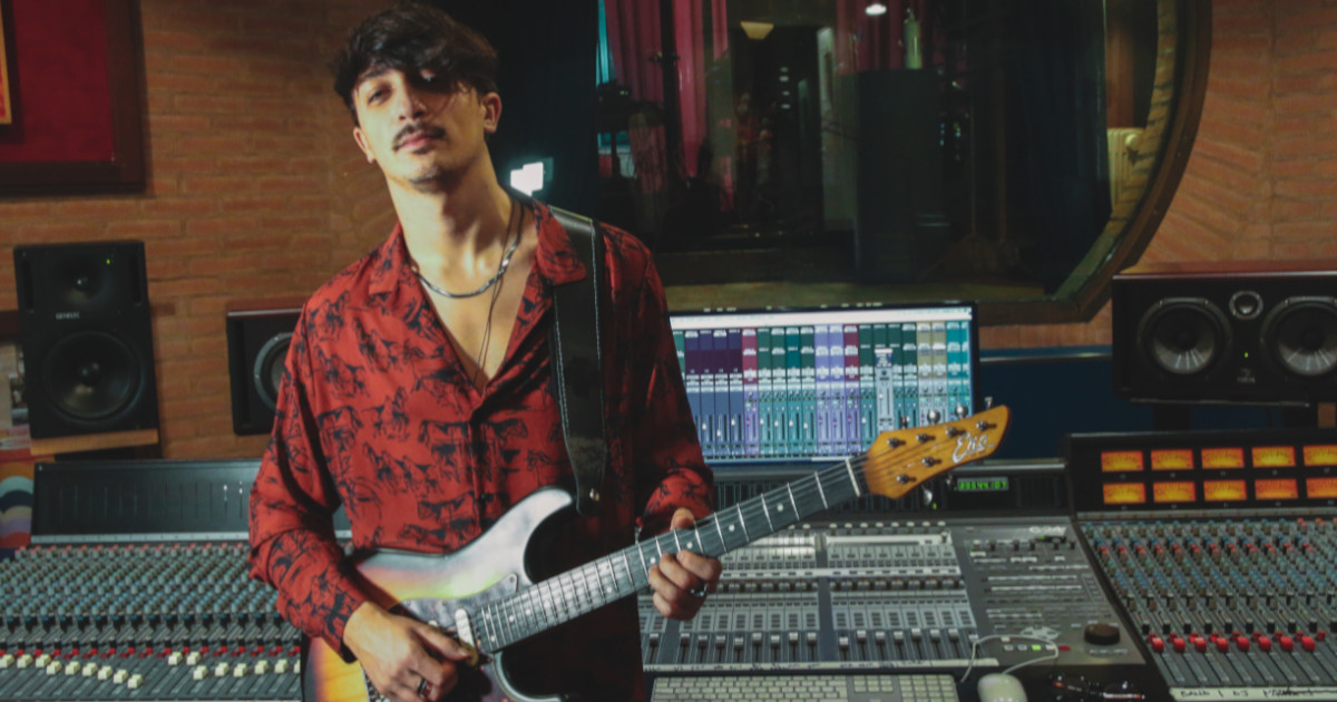 Marco Sgaramella è un endorser per Eko Guitars