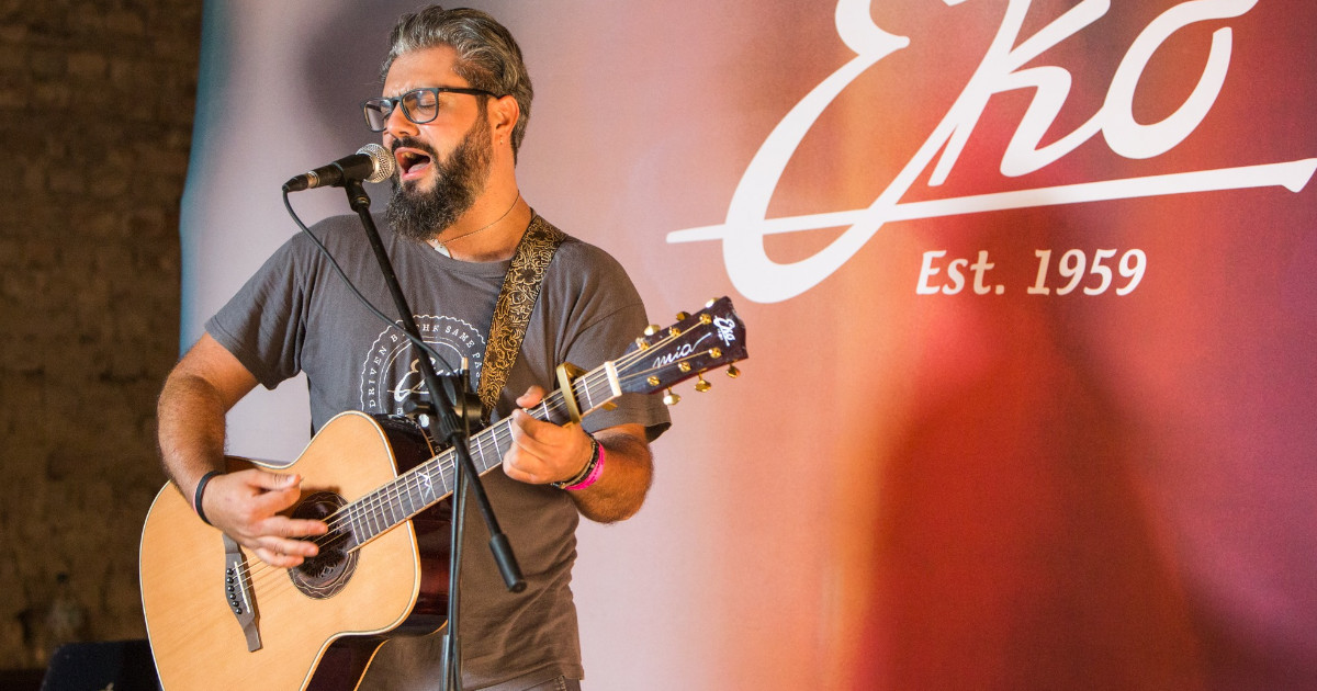 Massimiliano Bonfrisco è un endorser per Eko Guitars