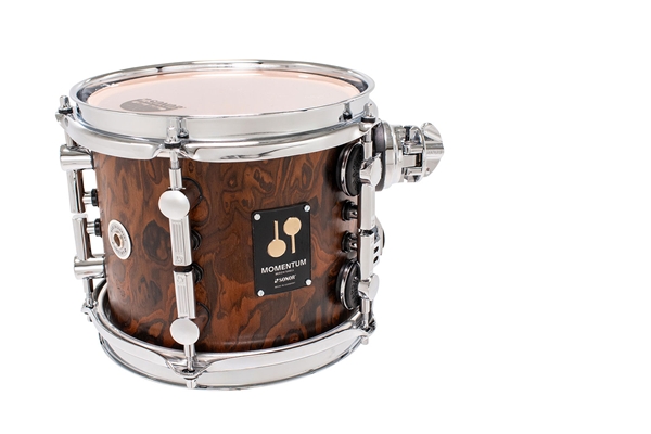 Sonor - Momentum Tom 08x07 in Faggio - California Burl Sonor - Momentum Tom 08x07 in Faggio - California Burl