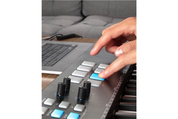Alesis - V61 MKII