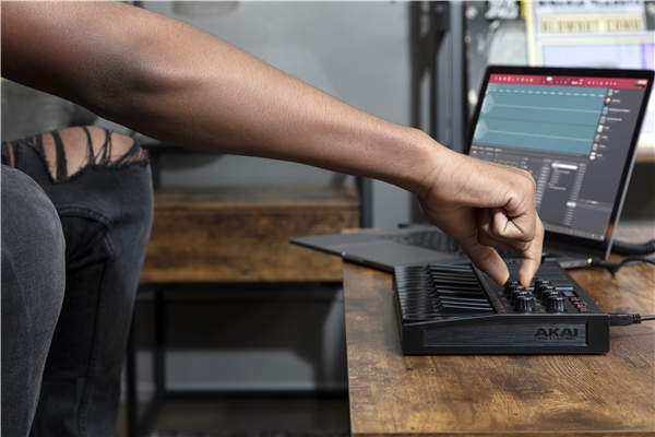 Akai Professional - MPK MINI MKIII BLACK
