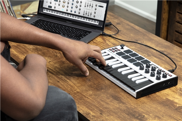 Akai Professional - MPK MINI MKIII WHITE