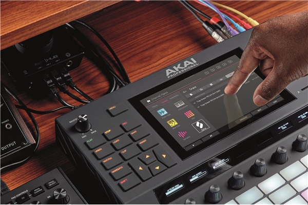 Akai Professional - FORCE