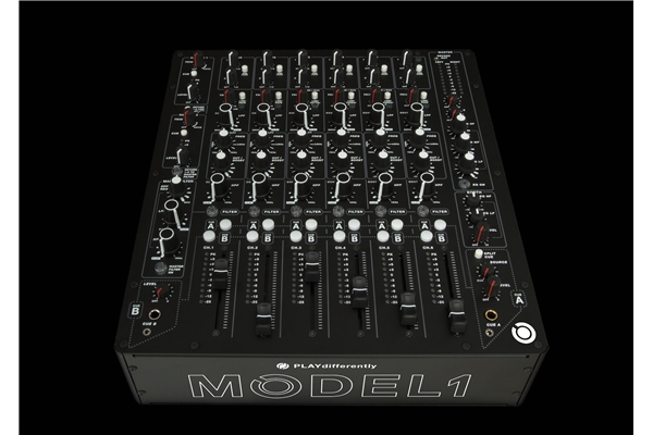 Allen & Heath - PLAY DIFFERENTLY Model 1