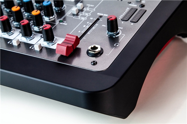 Allen & Heath - ZEDi-8