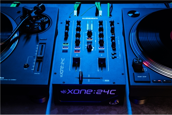 Allen & Heath - Xone 24 C Allen & Heath - Xone 24 C