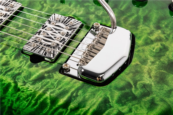 Music Man - BFR Majesty 6 Malachite Quilt Music Man - BFR Majesty 6 Malachite Quilt