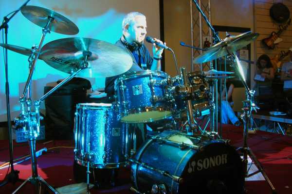 CLAUDIO MASTRACCI