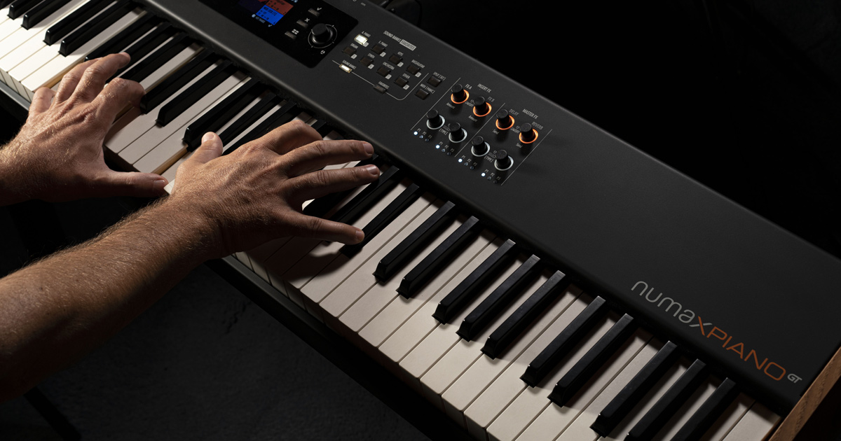 Una panoramica di NUMA X PIANO GT il Top di gamma dei pianoforti Stage di STUDIOLOGIC