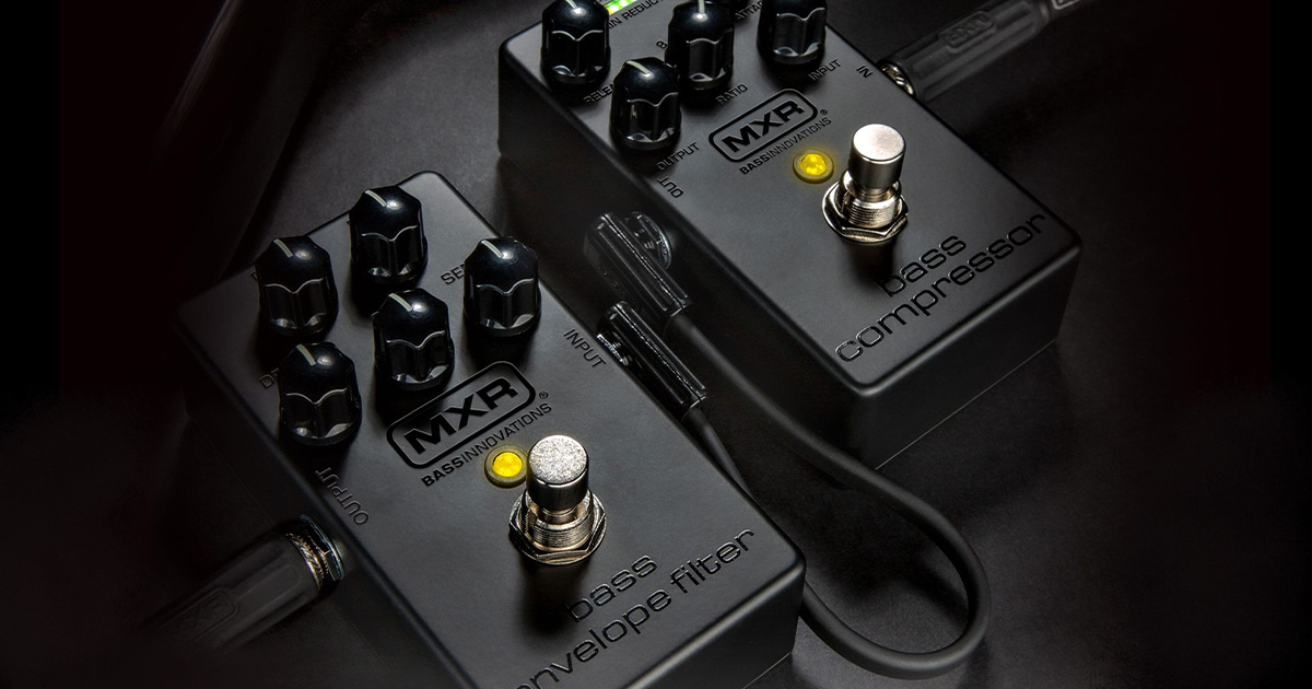 La serie di pedali per basso Blackout festeggia i 15 anni di MXR Bass Innvations riproponendo due grandi classici in finitura matte black. La serie di pedali per basso Blackout festeggia i 15 anni di MXR Bass Innvations riproponendo due grandi classici in finitura matte black.